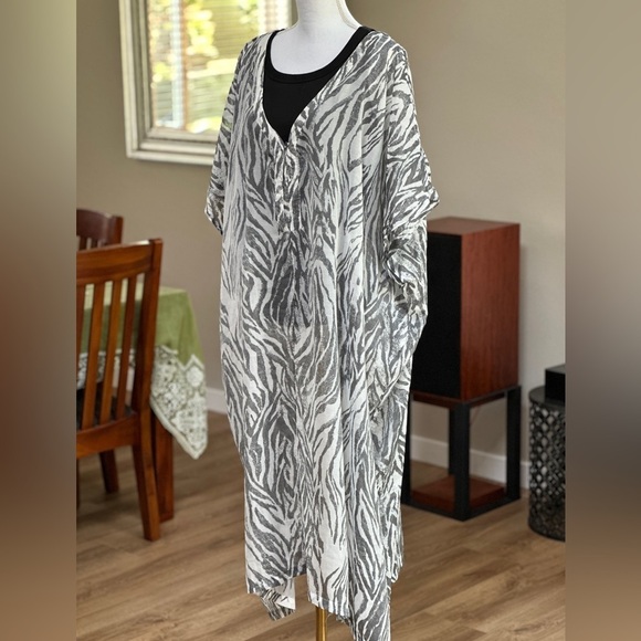 Grey And White Animal Print Kaftan Swimsuit Coverup - Picture 1 of 5